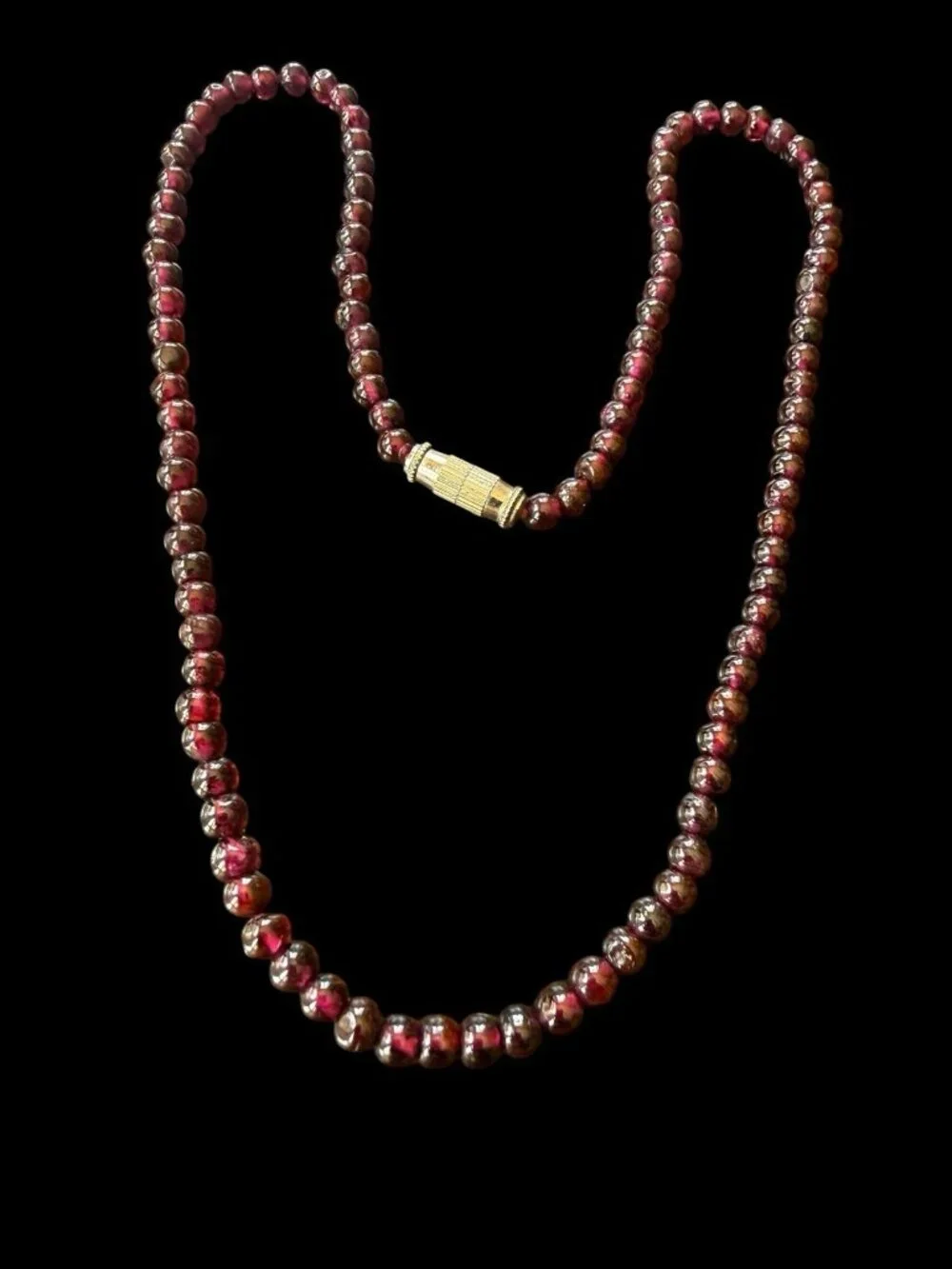 Vintage Natural Red Garnet Bead Strand Necklace Barrel Screw Clasp